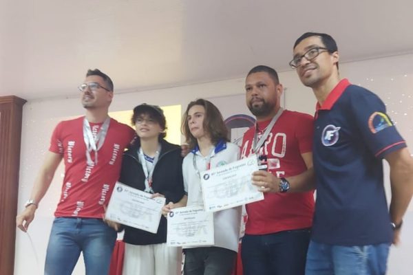 Vitória Miranda e Luiz Calixto conquistam medalhas de prata